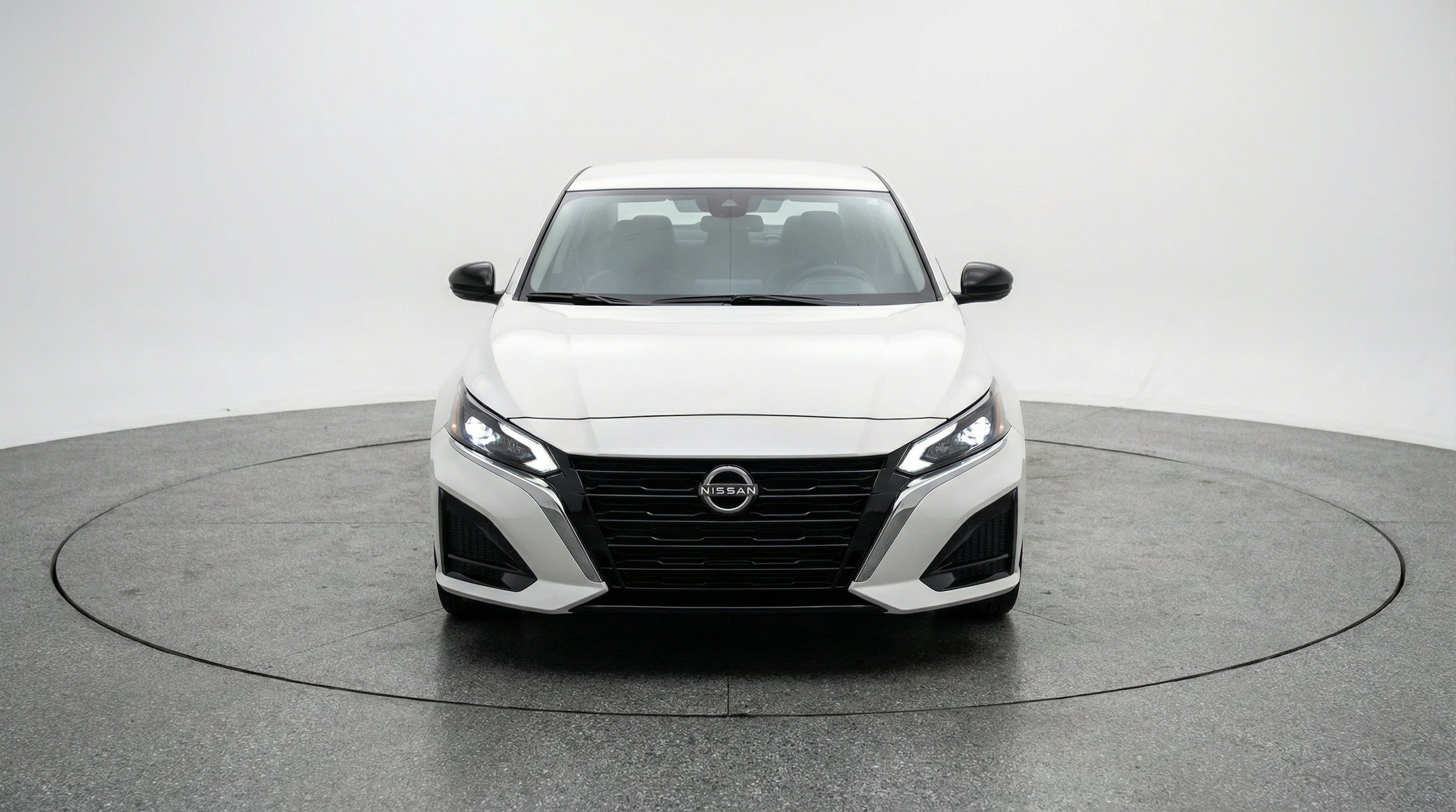 Thumbnail: 2025 Nissan Altima - 2