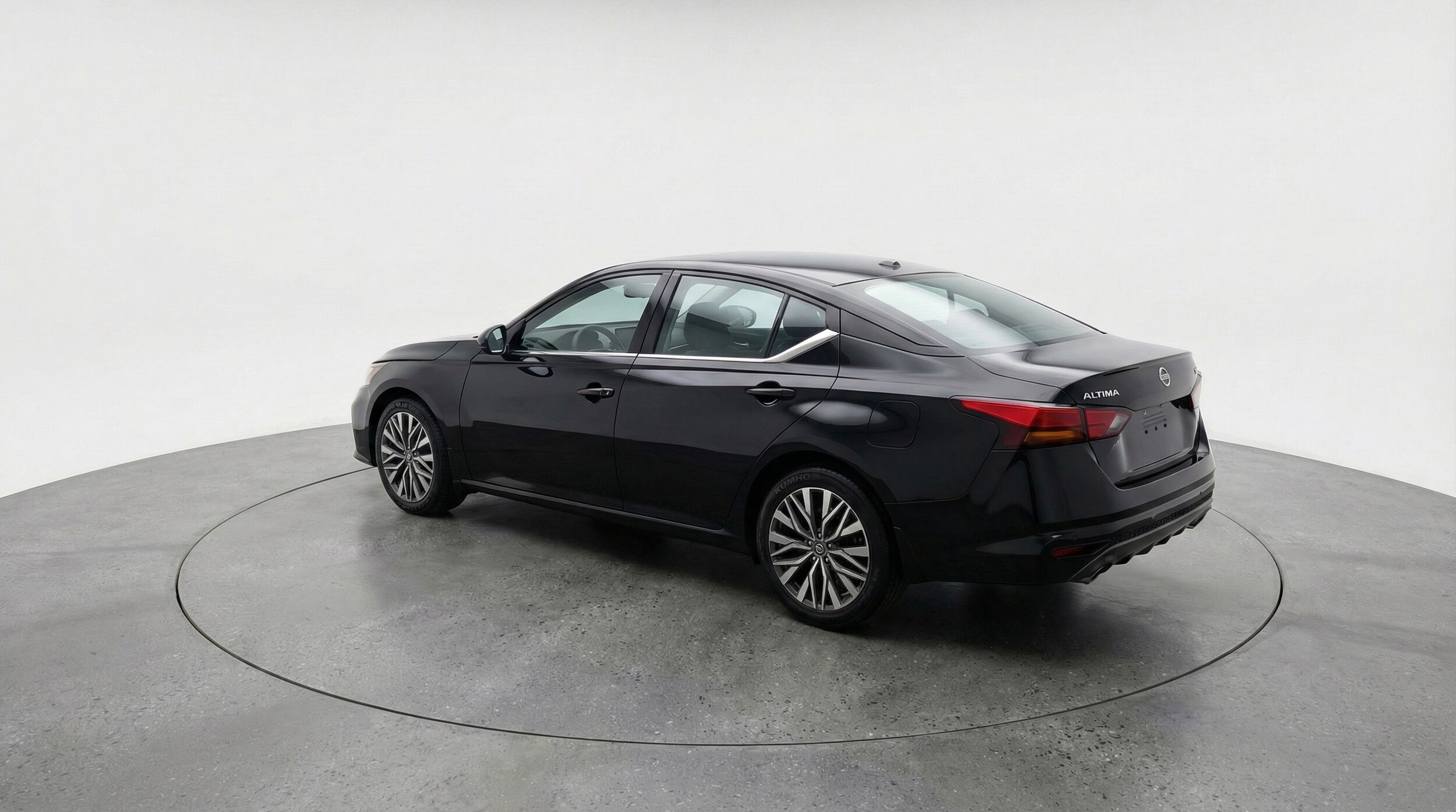 Thumbnail: 2025 Nissan Altima - 5