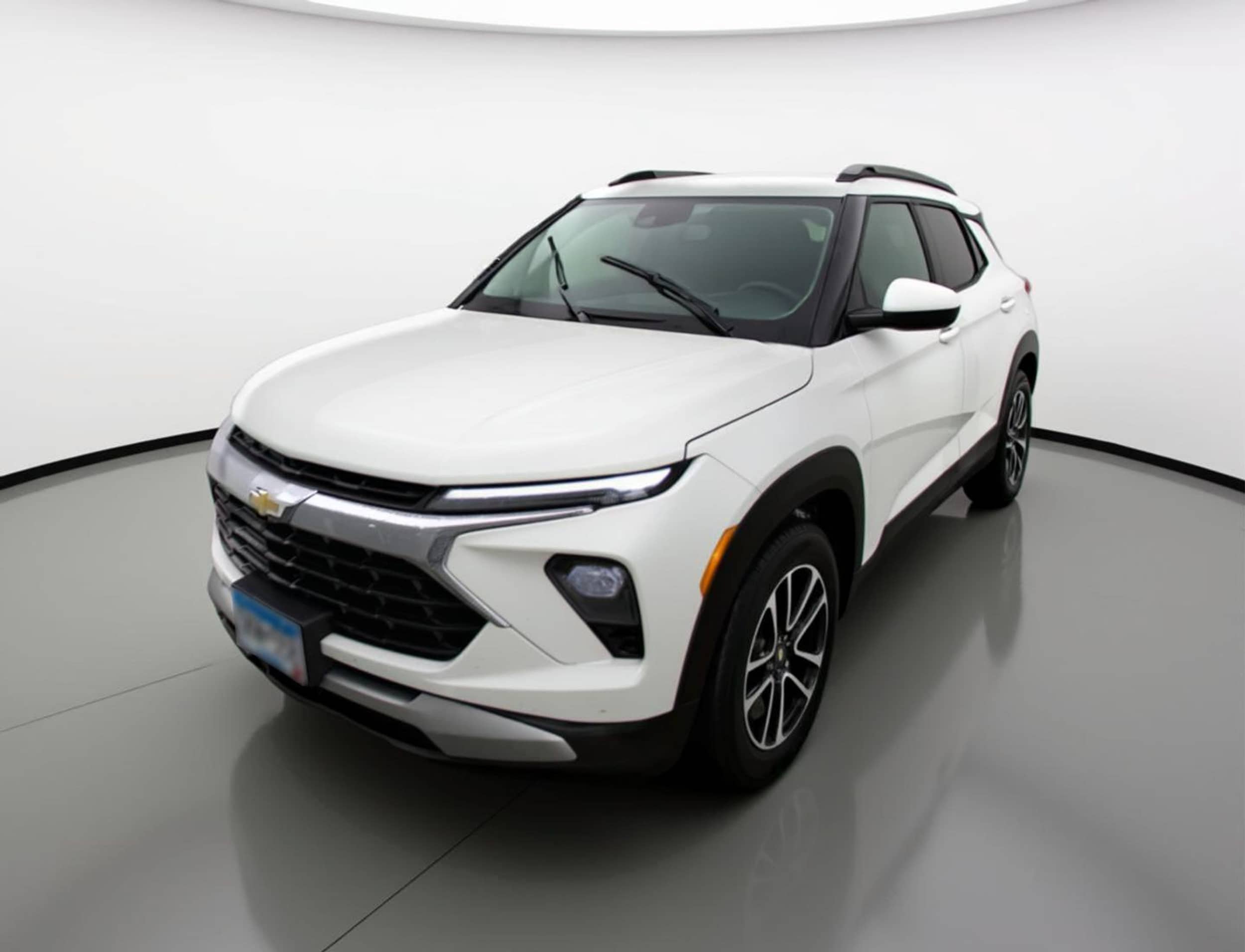 Thumbnail: 2025 Chevrolet TrailBlazer - 3