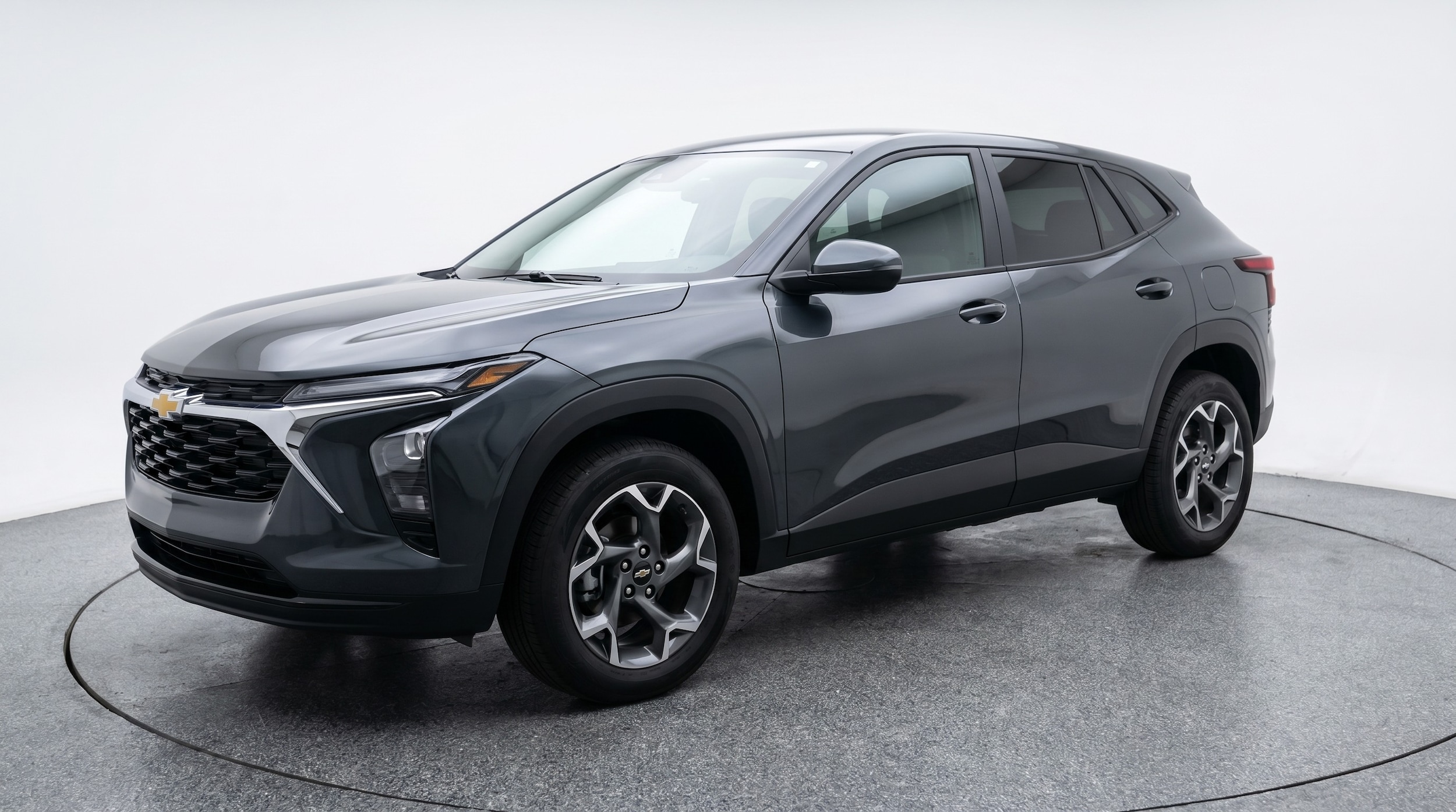 Thumbnail: 2025 Chevrolet Trax - 3