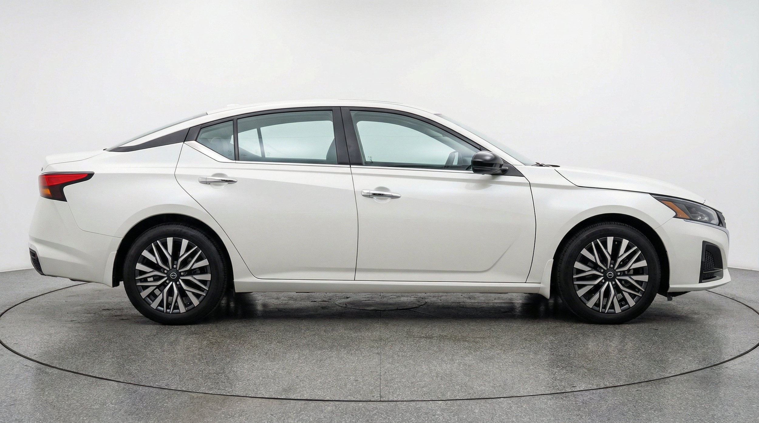 Thumbnail: 2025 Nissan Altima - 11