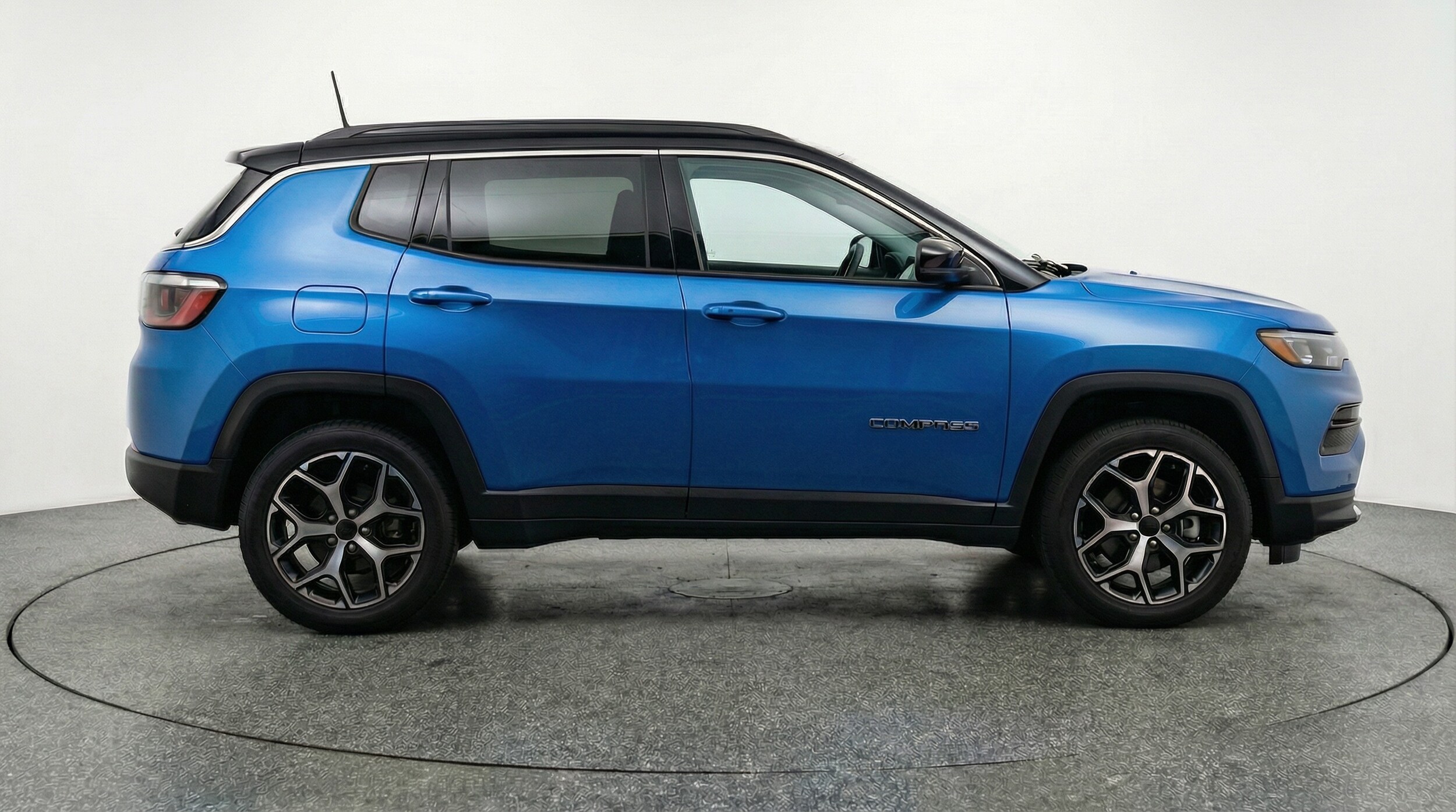 Thumbnail: 2025 Jeep Compass - 8