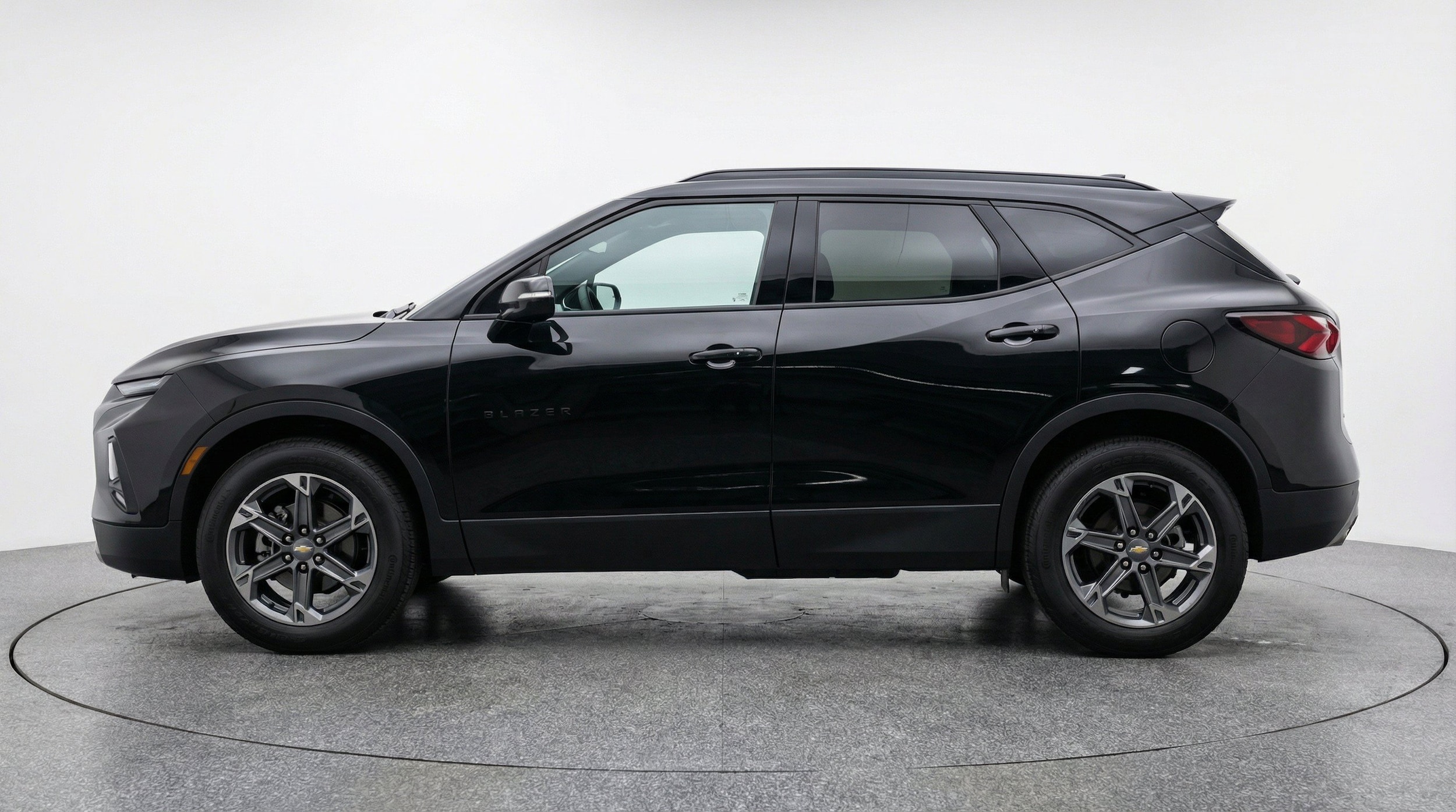 Thumbnail: 2025 Chevrolet Blazer - 5