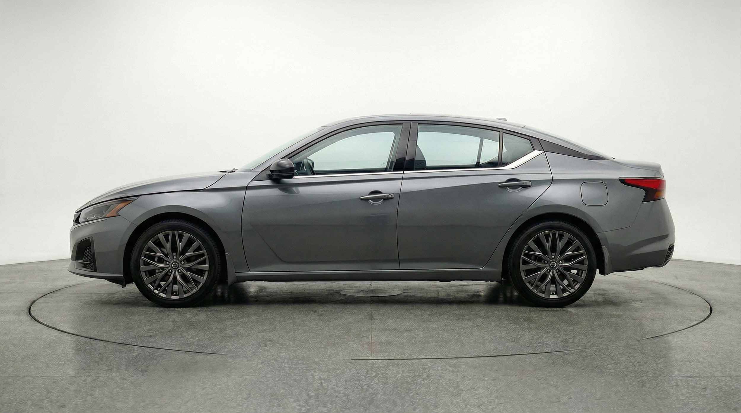 Thumbnail: 2025 Nissan Altima - 4