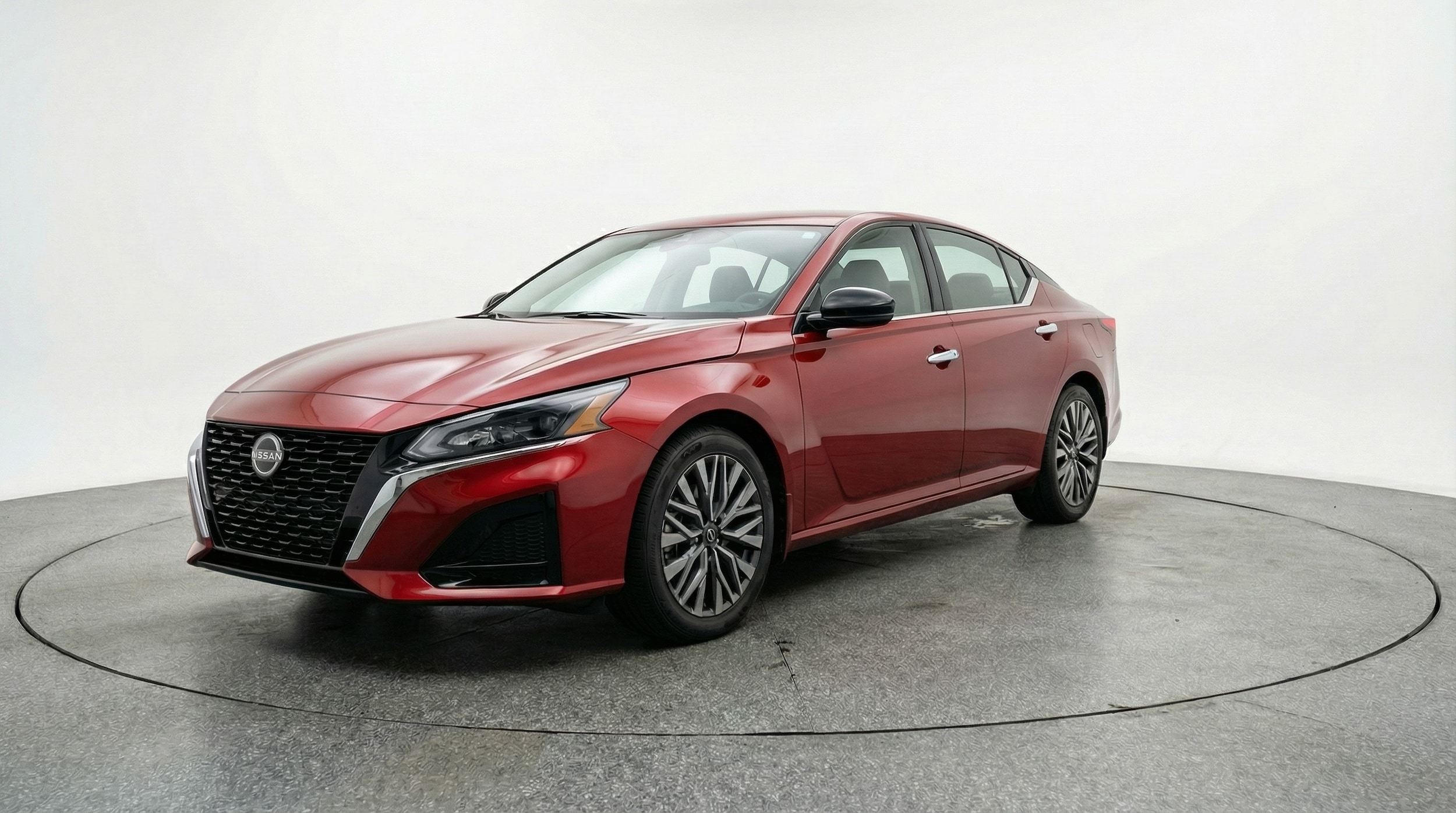 Thumbnail: 2025 Nissan Altima - 3