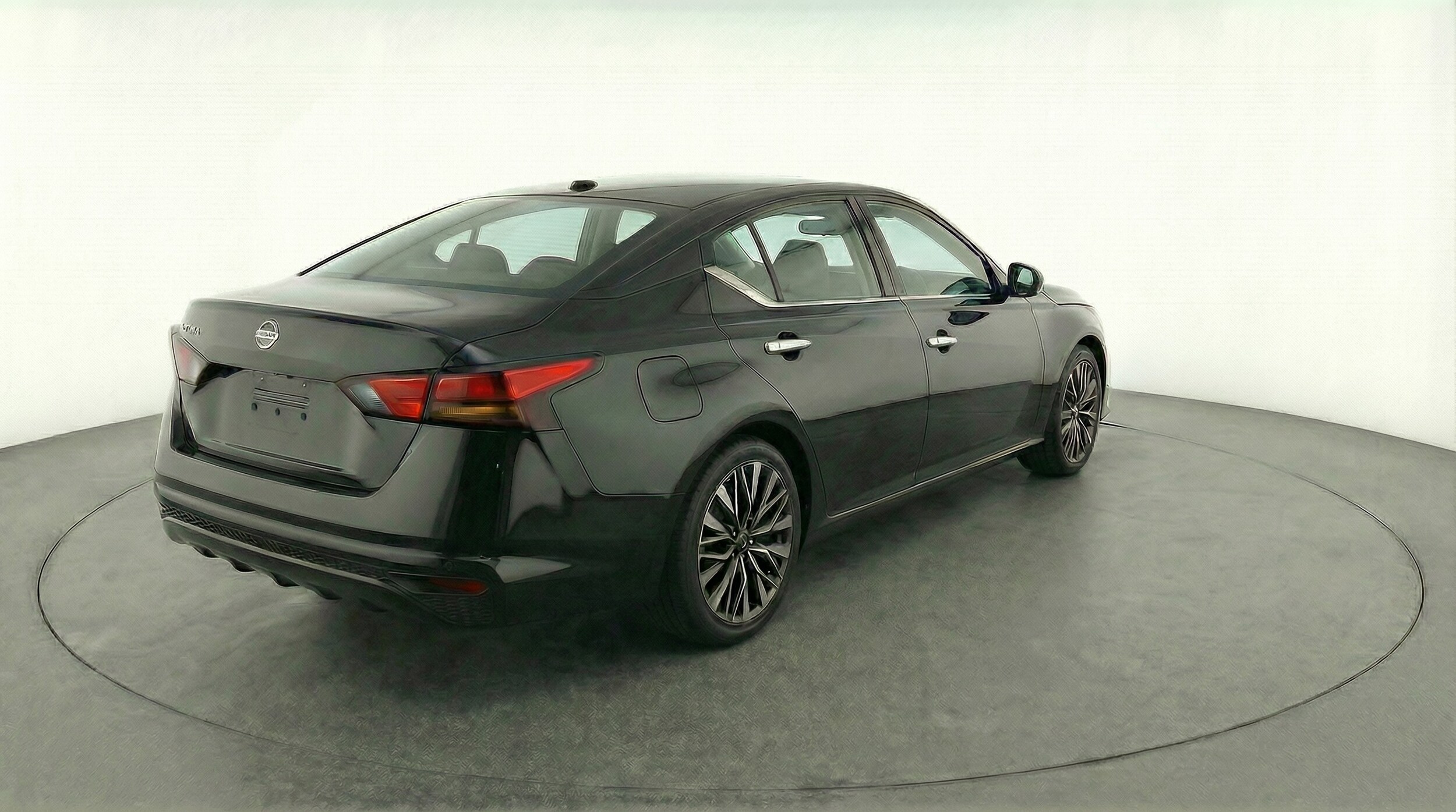 Thumbnail: 2025 Nissan Altima - 7