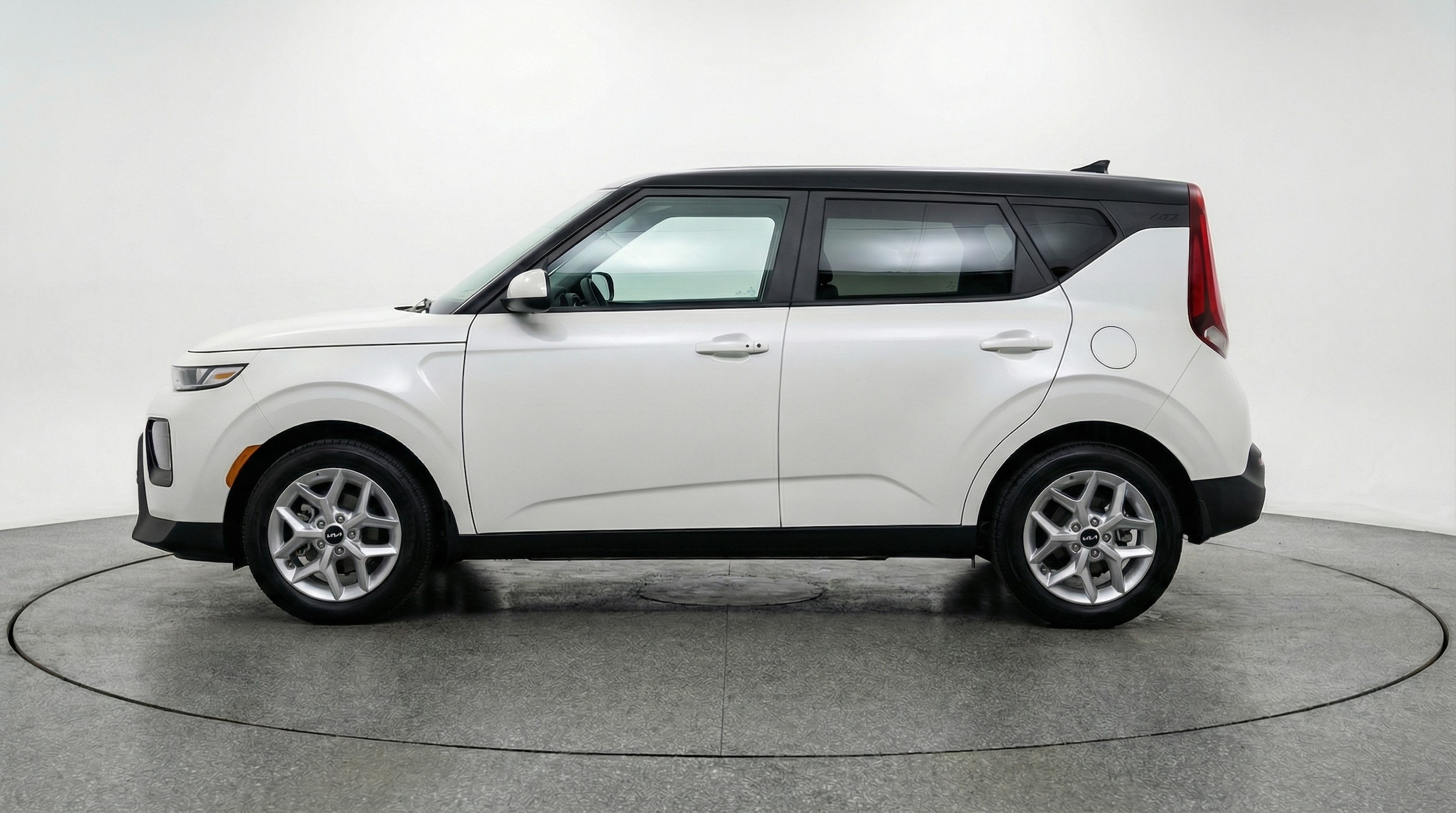 Thumbnail: 2025 Kia Soul - 4