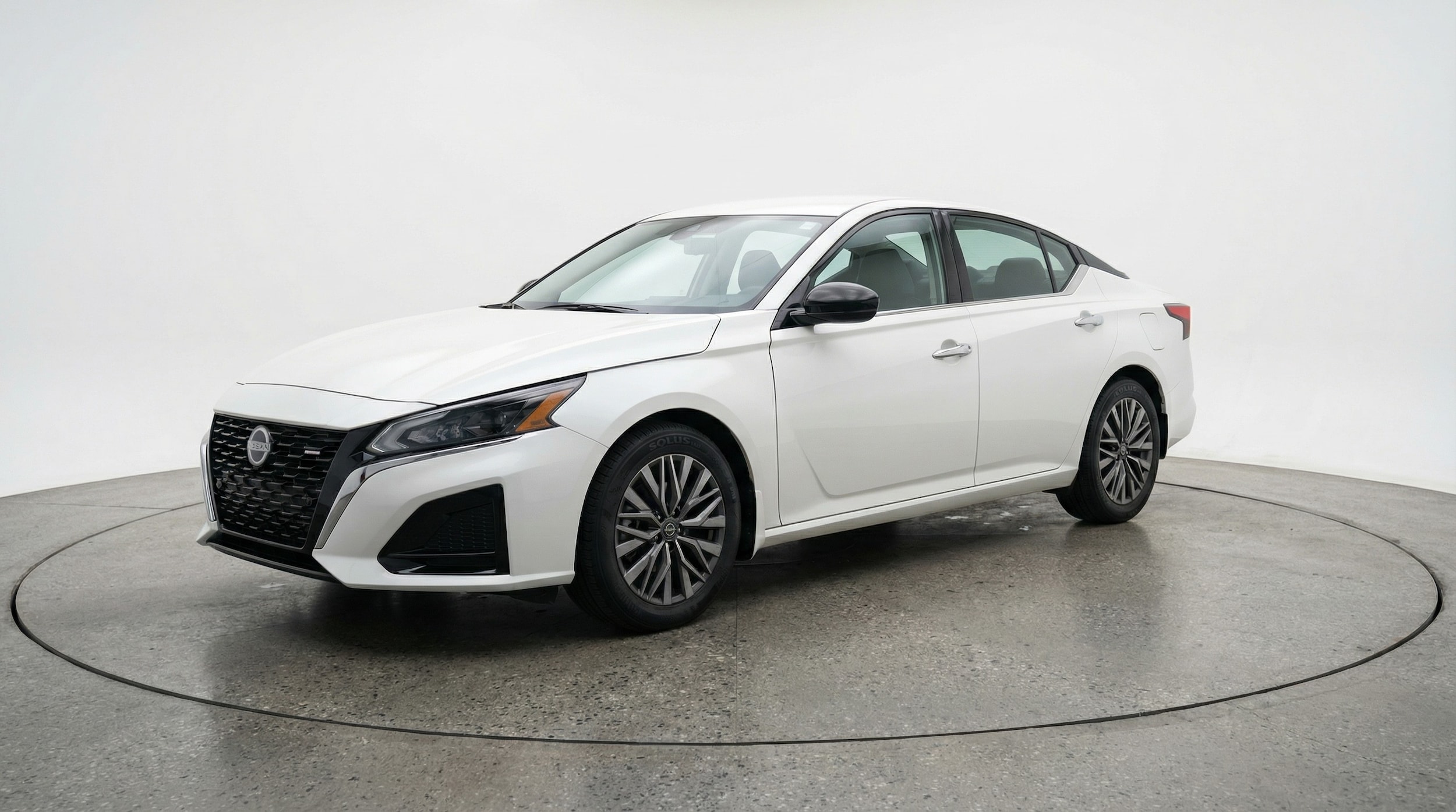 Thumbnail: 2025 Nissan Altima - 3