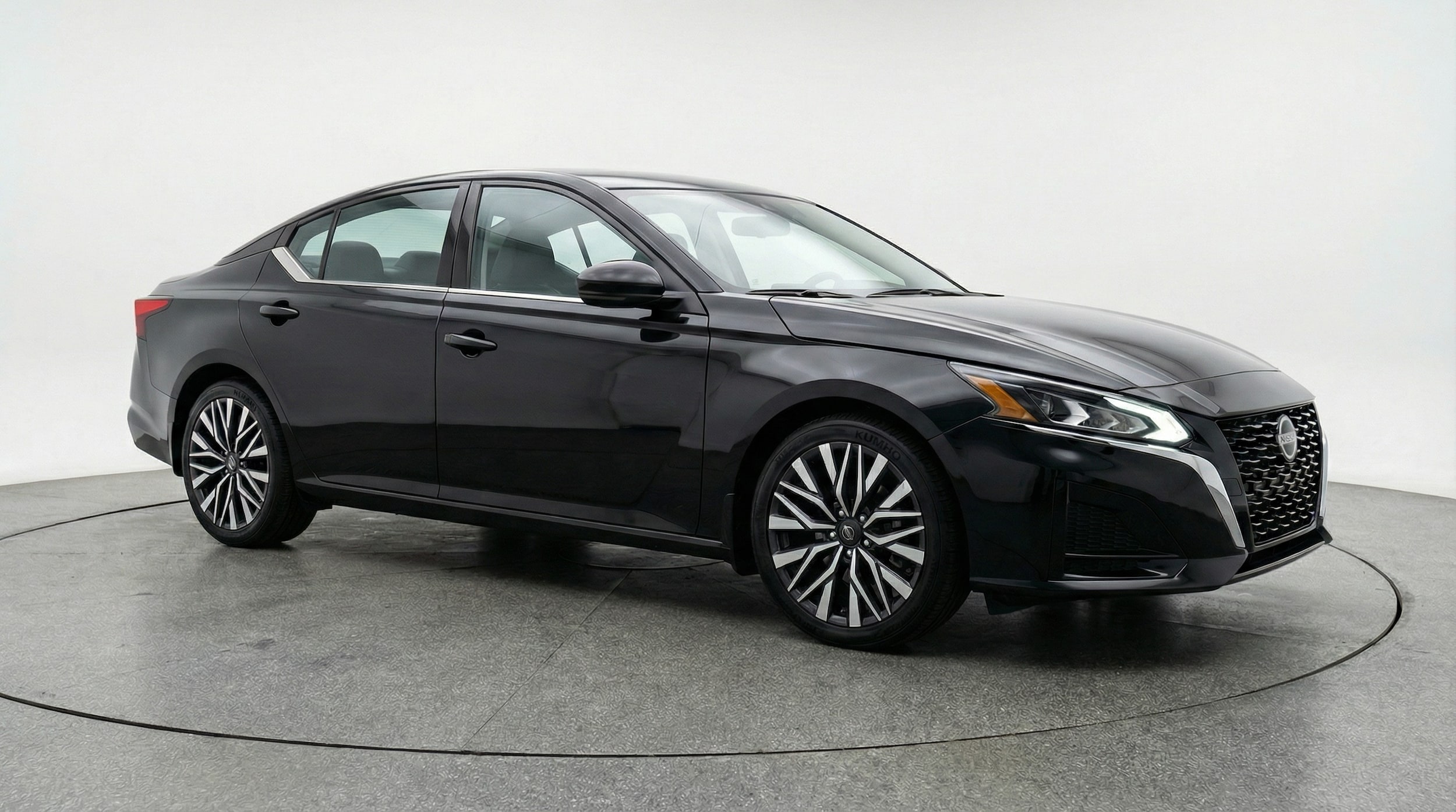 Thumbnail: 2025 Nissan Altima - 1