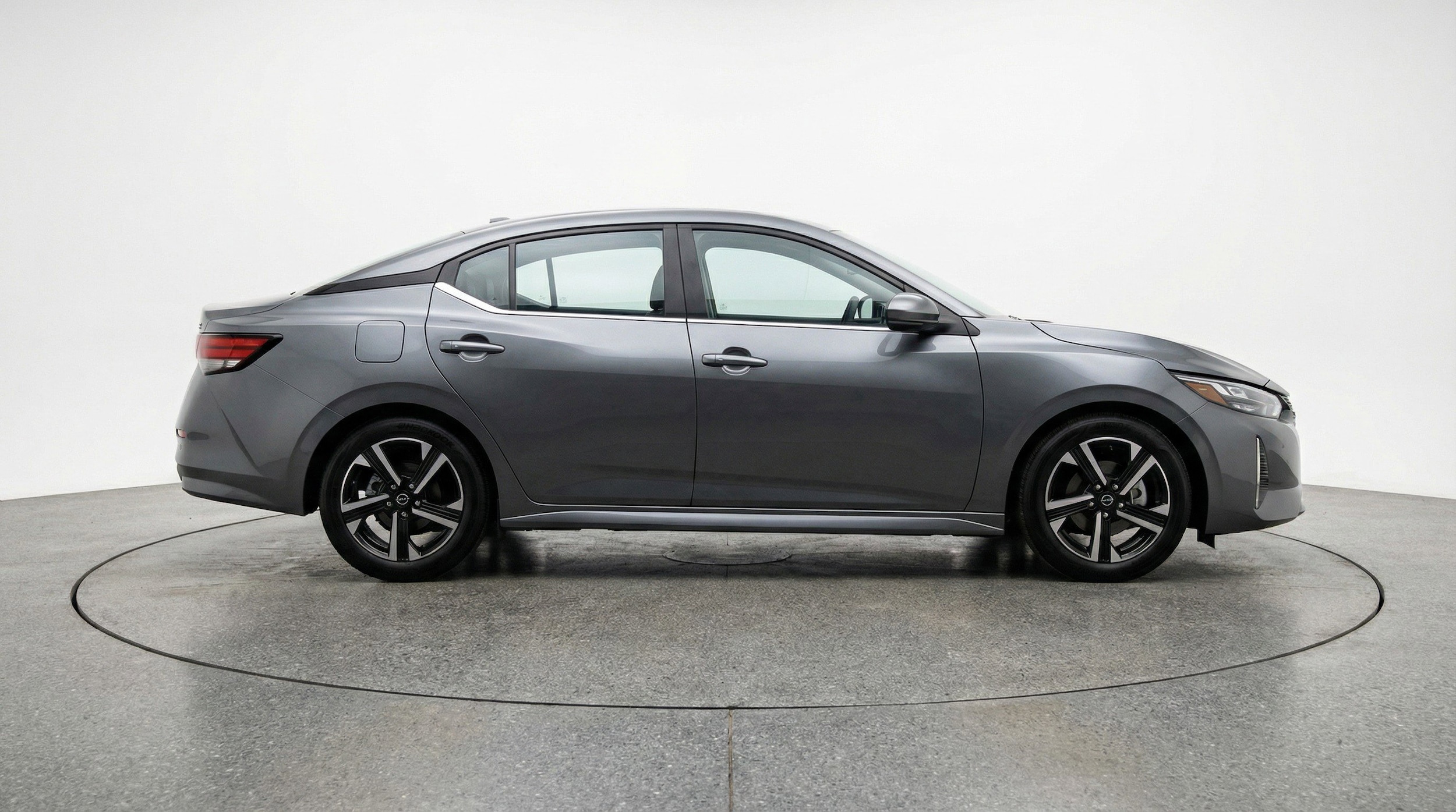 Thumbnail: 2025 Nissan Sentra - 11