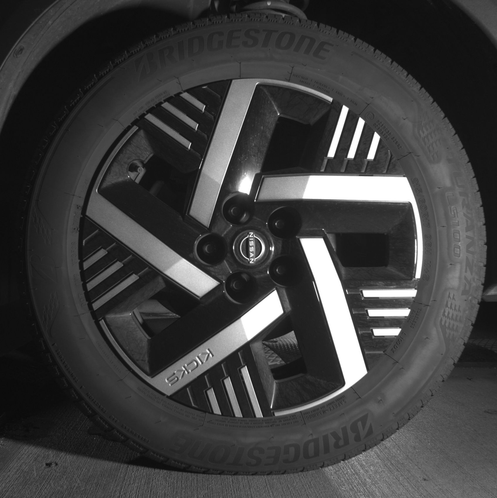 Thumbnail: 2025 Nissan Kicks - 9