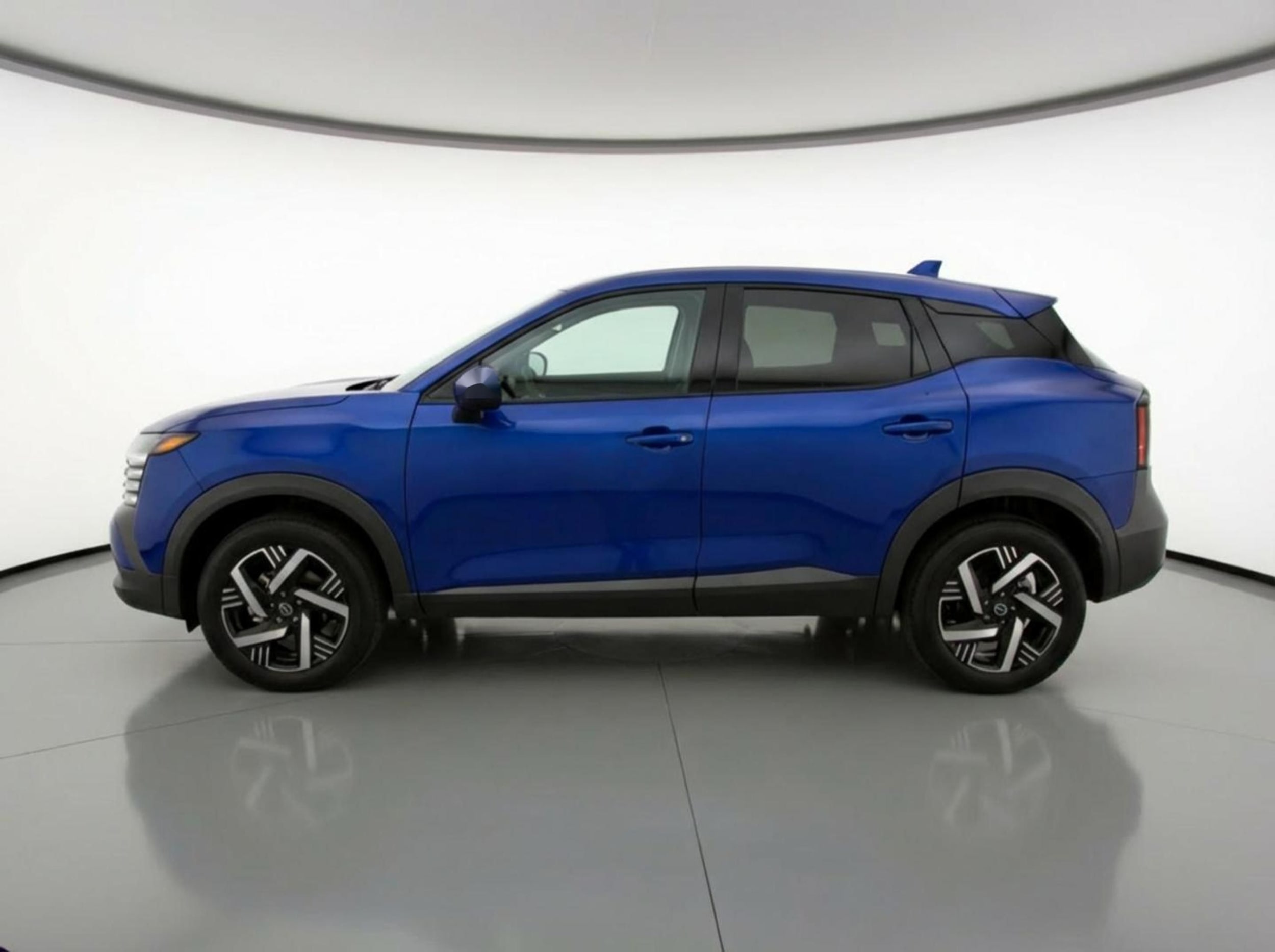 Thumbnail: 2025 Nissan Kicks - 4