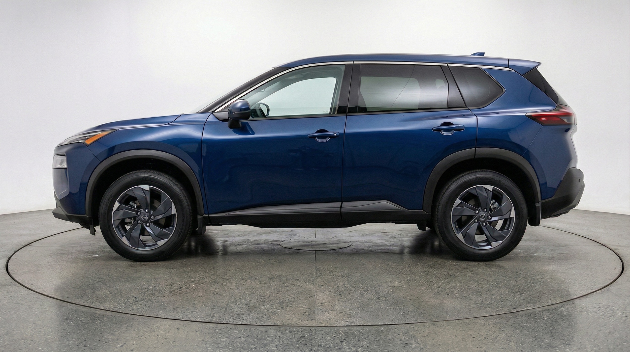 Thumbnail: 2025 Nissan Rogue - 4