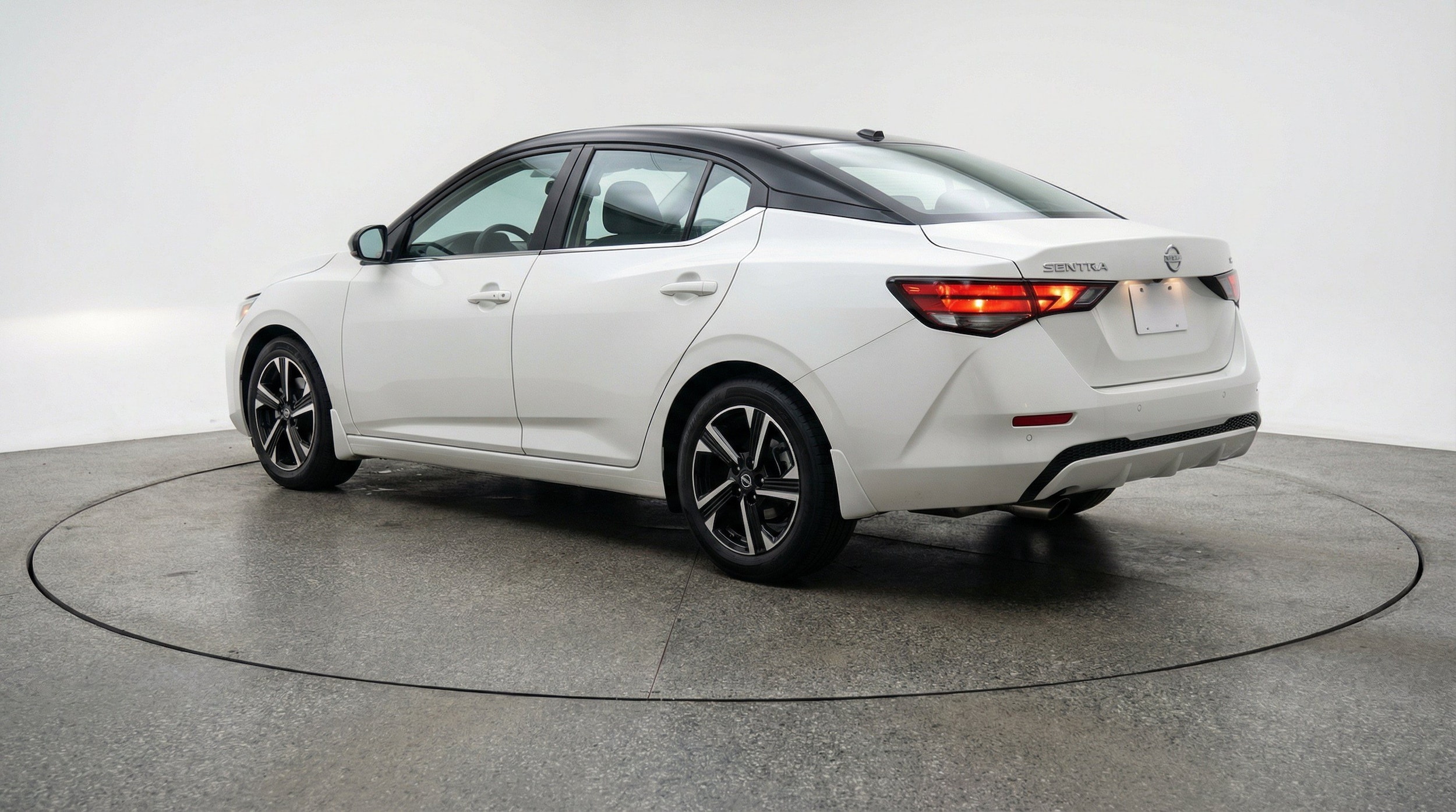 Thumbnail: 2025 Nissan Sentra - 6