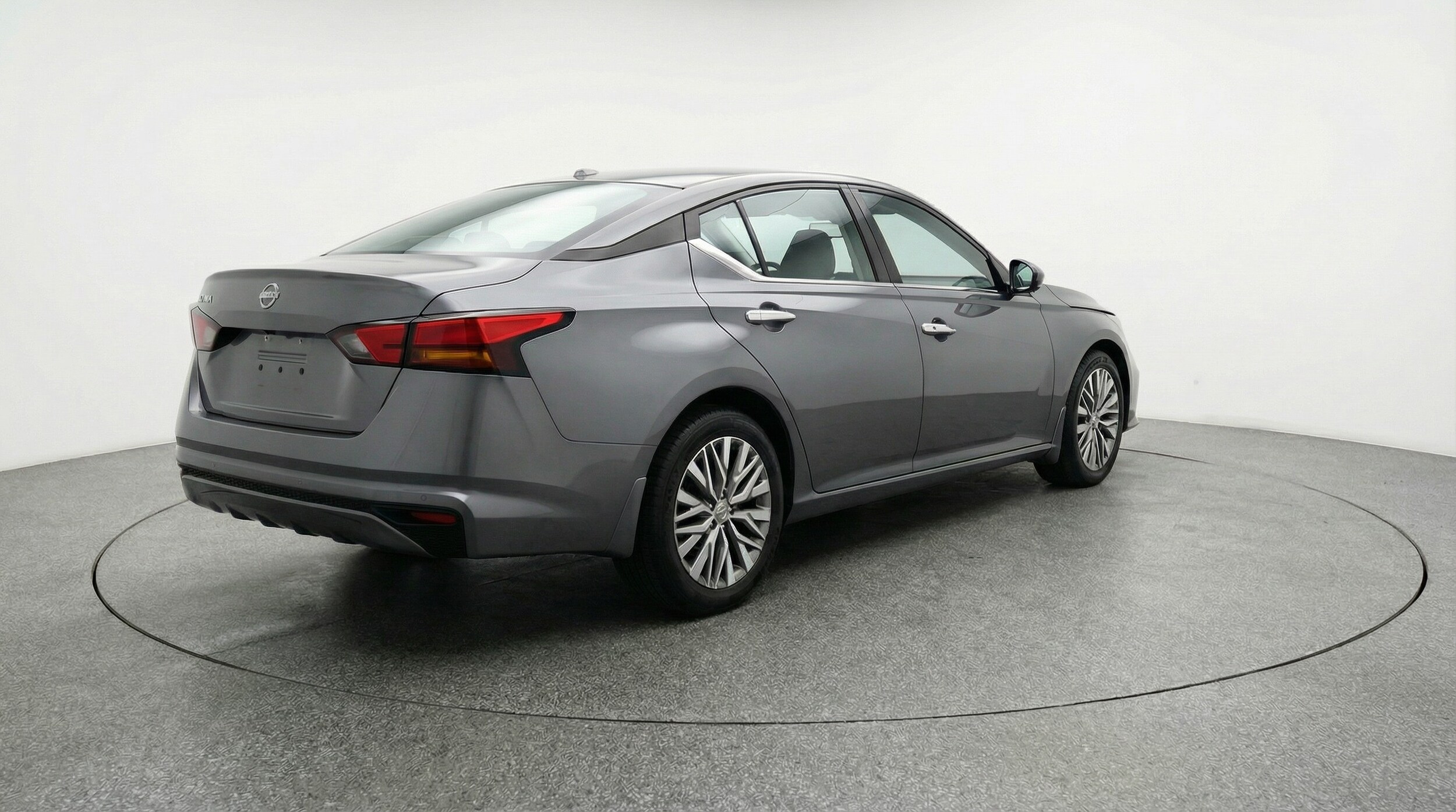 Thumbnail: 2025 Nissan Altima - 7