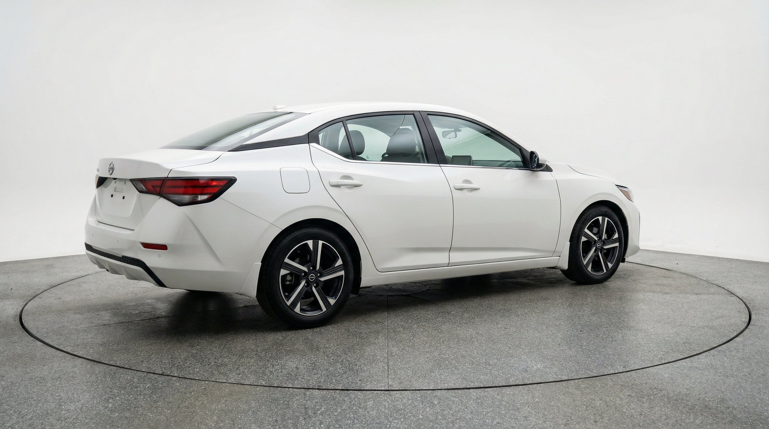 Thumbnail: 2025 Nissan Sentra - 9