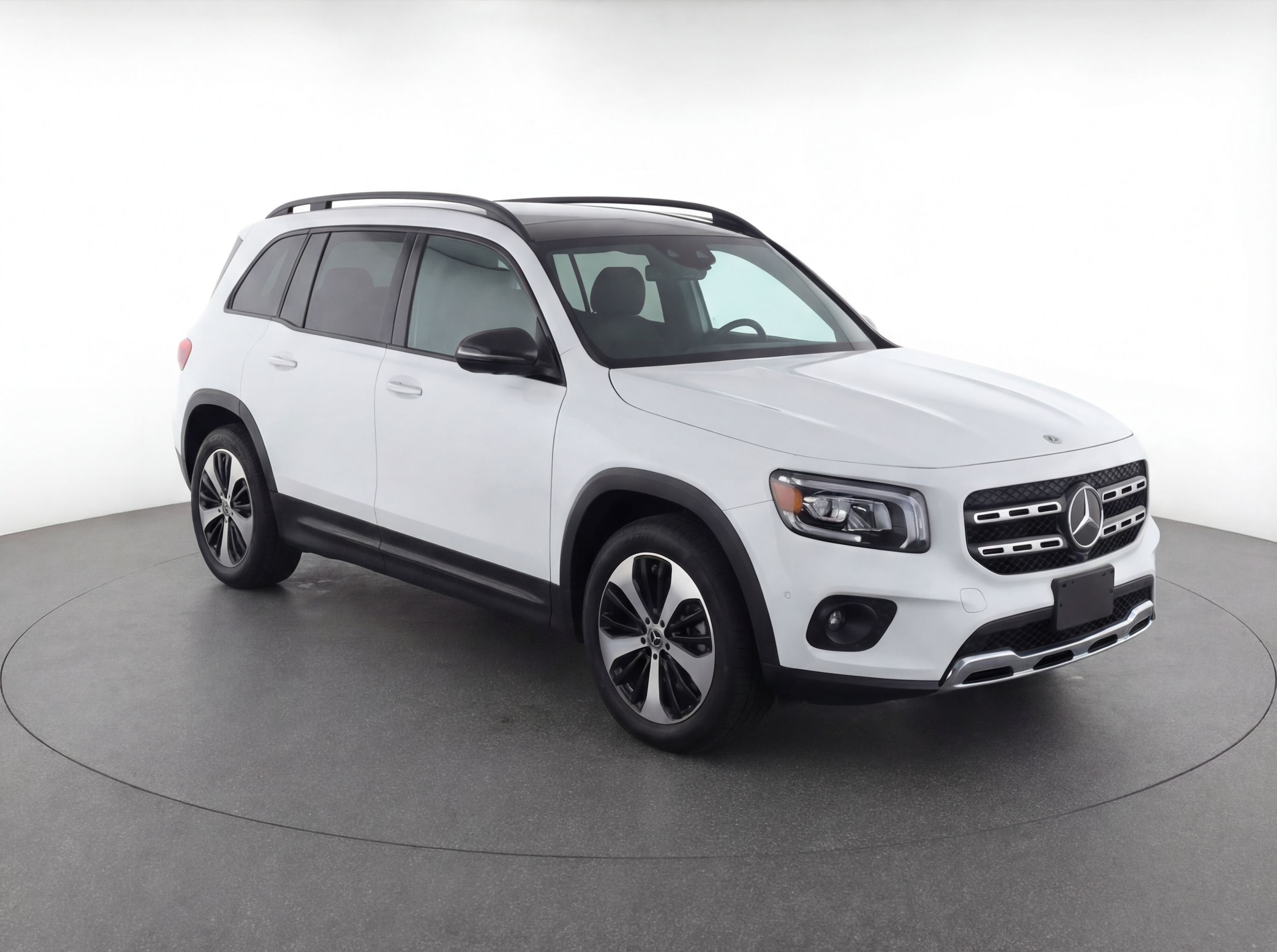 Thumbnail: 2025 Mercedes-Benz GLB - 1