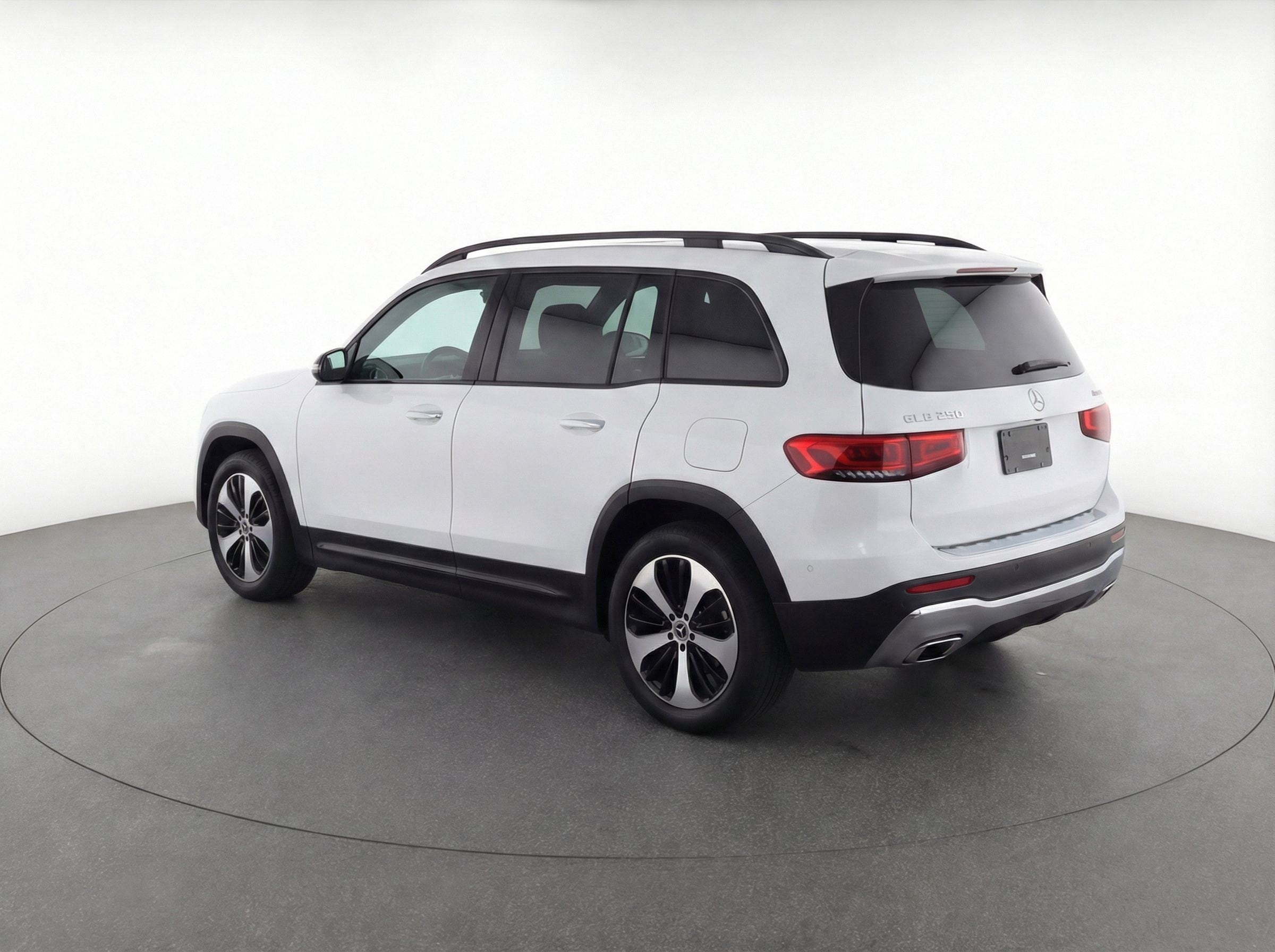 Thumbnail: 2025 Mercedes-Benz GLB - 5