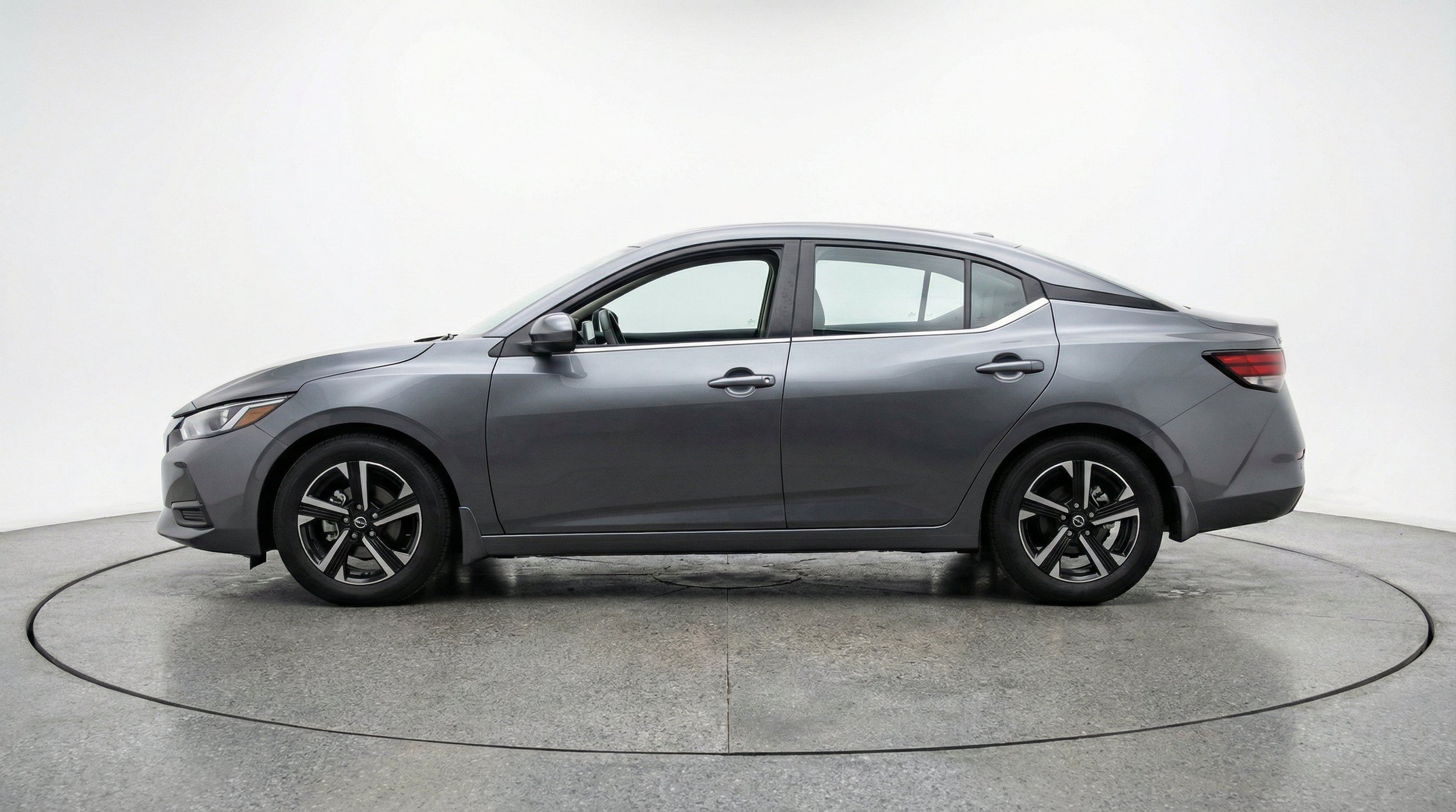 Thumbnail: 2025 Nissan Sentra - 5