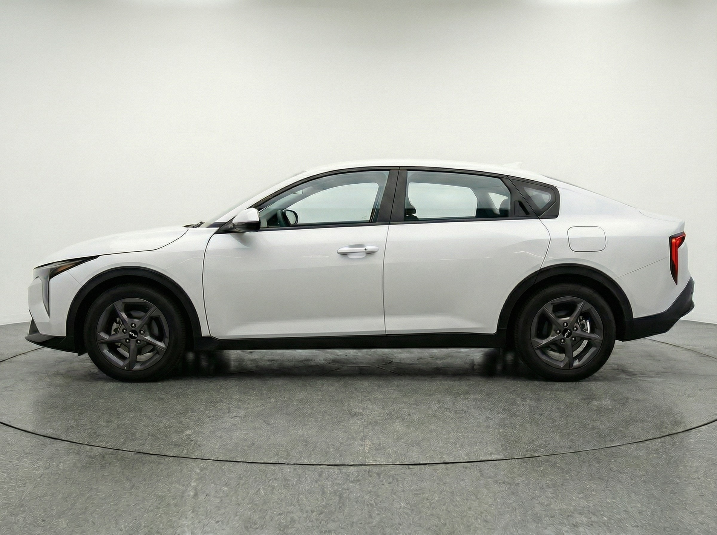 Thumbnail: 2025 Kia K4 - 4