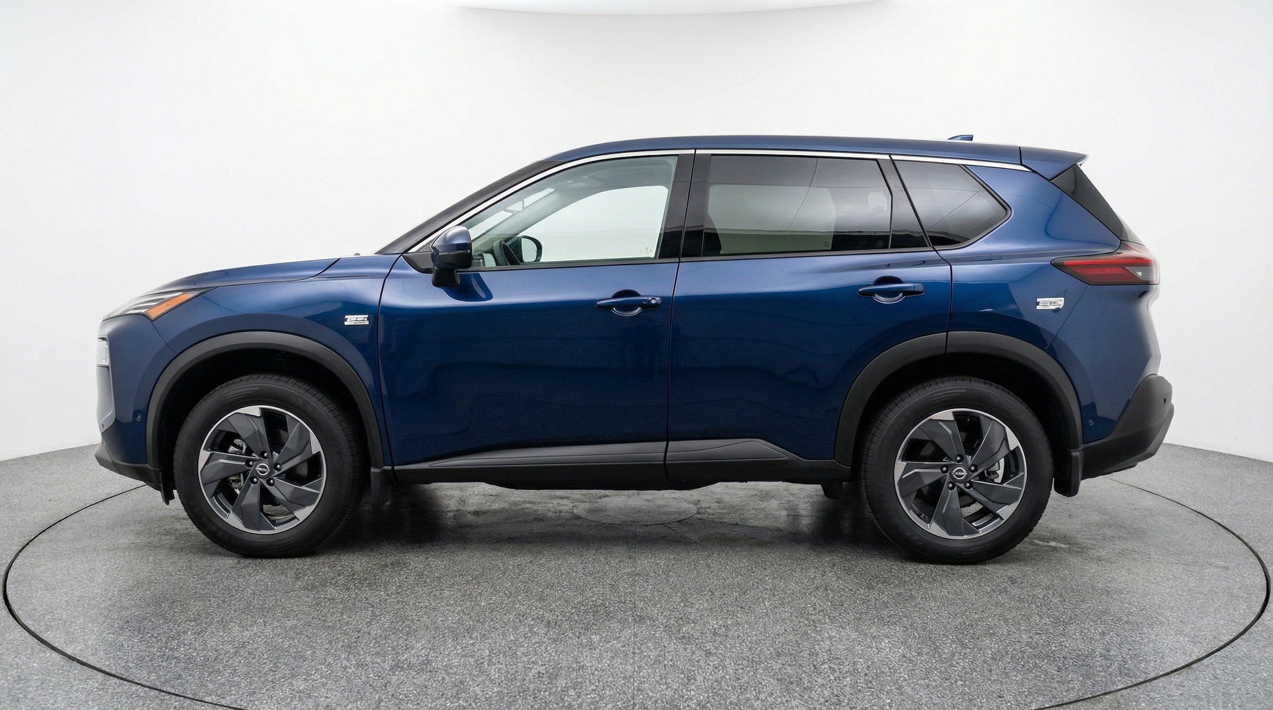 Thumbnail: 2025 Nissan Rogue - 5