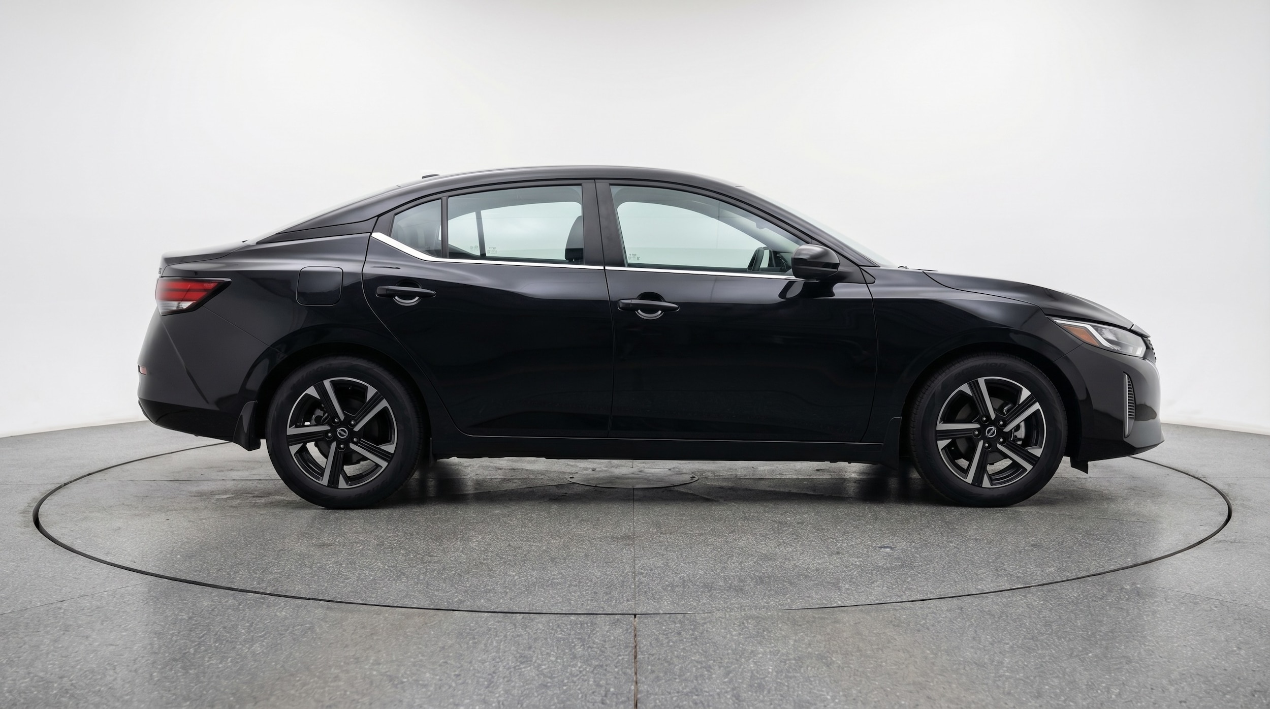 Thumbnail: 2025 Nissan Sentra - 8