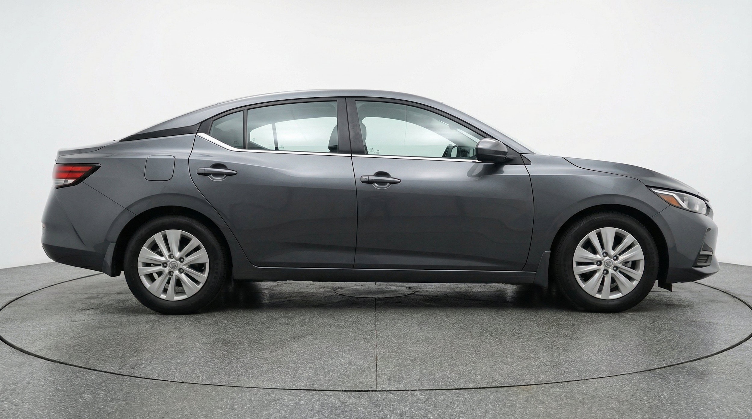 2025 Nissan Sentra S - Photo 9