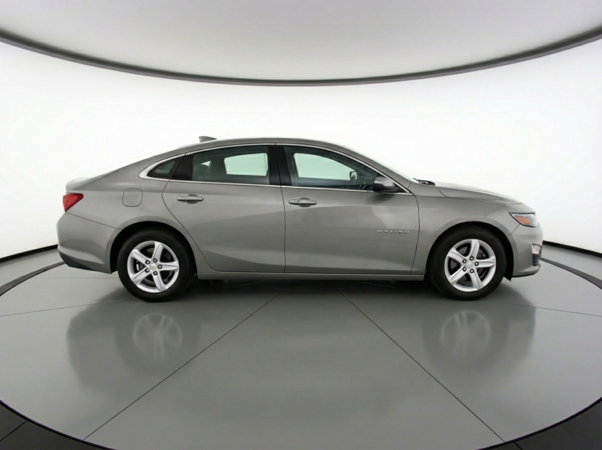 Thumbnail: 2024 Chevrolet Malibu - 8