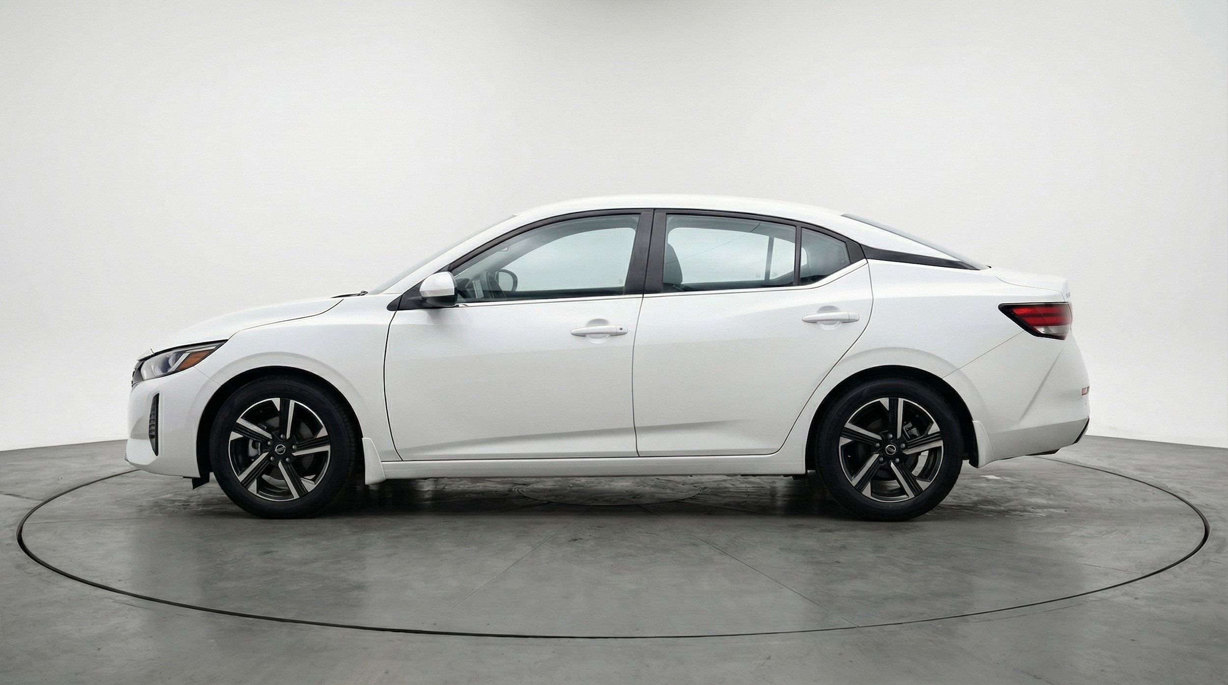 Thumbnail: 2025 Nissan Sentra - 5