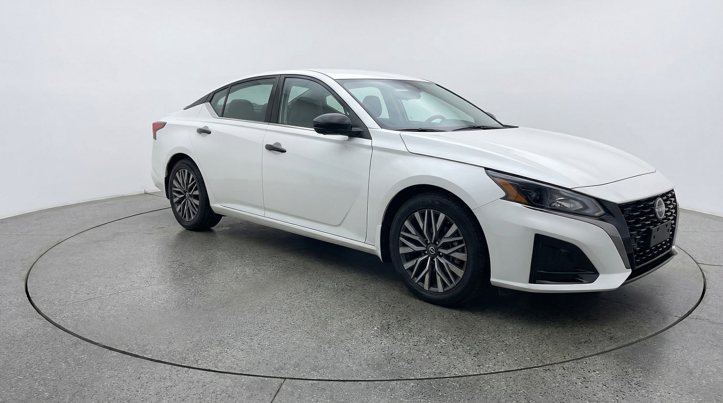 Thumbnail: 2025 Nissan Altima - 1