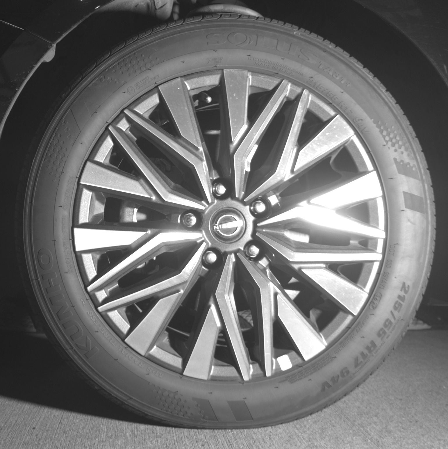 Thumbnail: 2025 Nissan Altima - 9