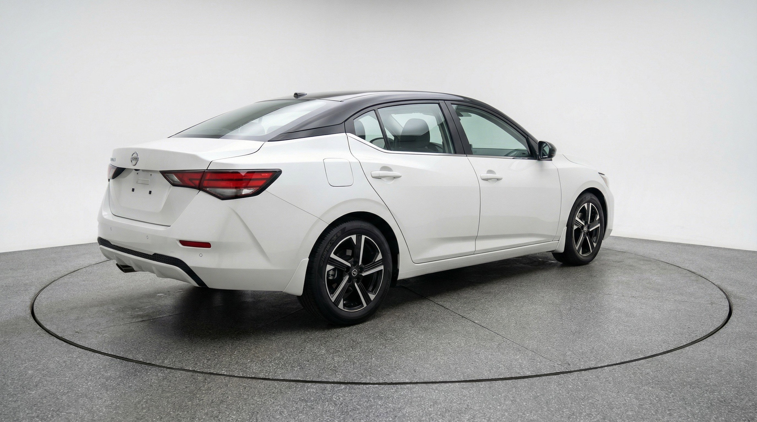 Thumbnail: 2025 Nissan Sentra - 9