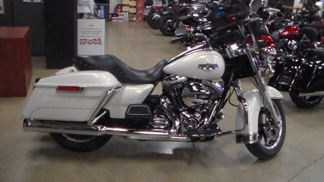 2015 Harley-Davidson® Road King Base MotorCycle