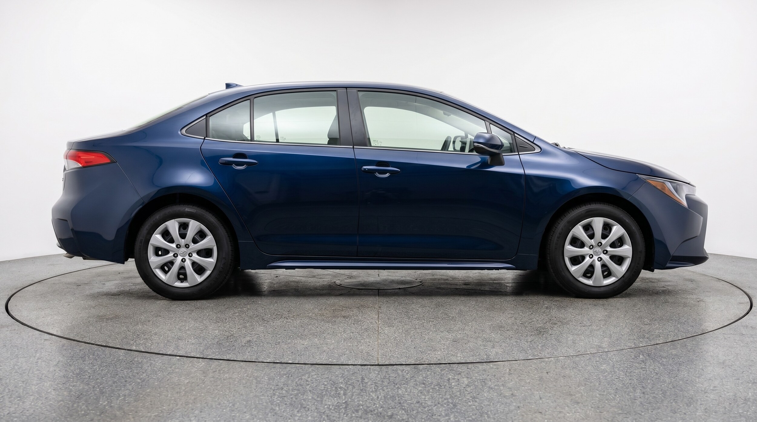 Thumbnail: 2025 Toyota Corolla - 8
