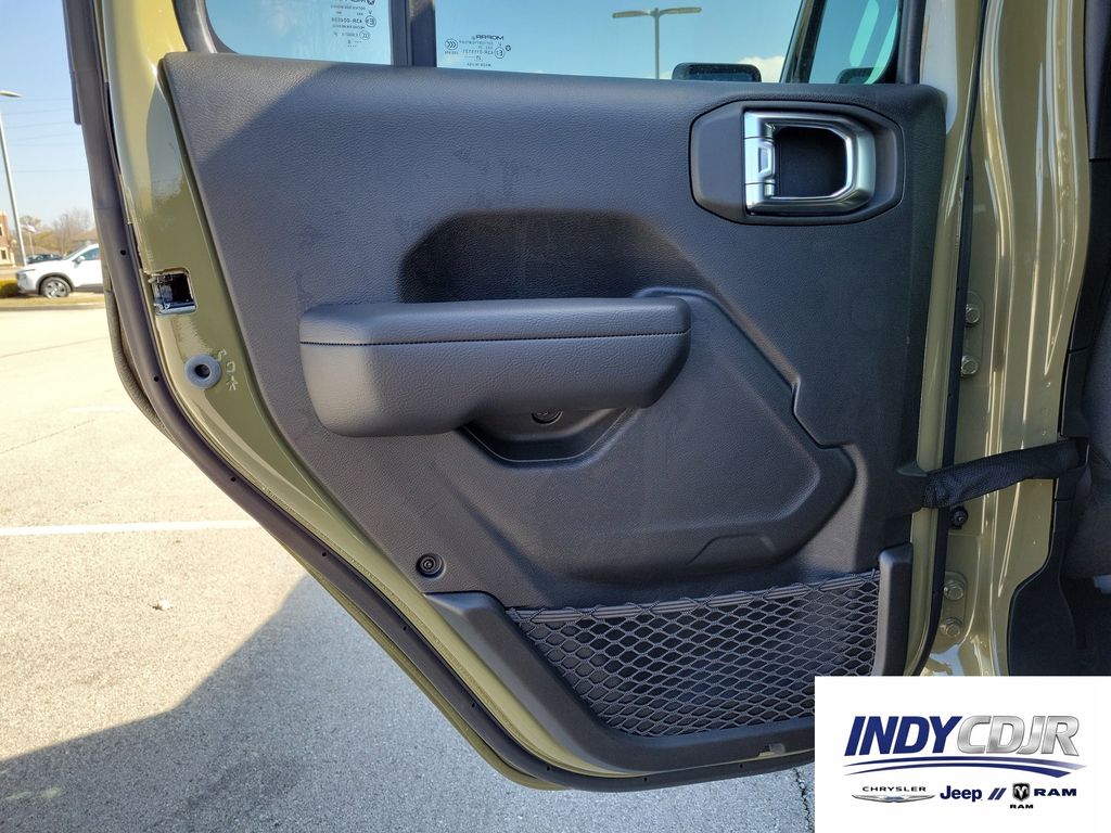 2025 Jeep Wrangler 4-Door Sport S - Photo 11