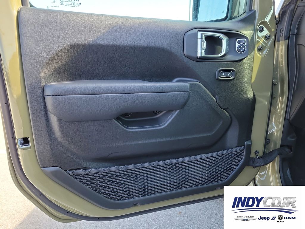 2025 Jeep Wrangler 4-Door Sport S - Photo 17