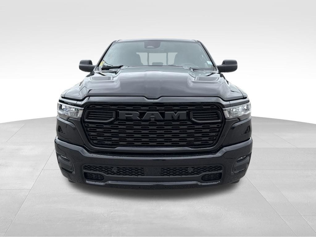 New 2026 Ram 1500 EXPRESS QUAD CAB 4X4 6'4 BOX Pickup