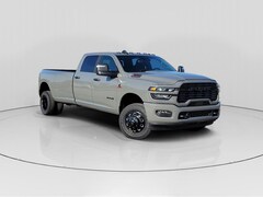 2026 Ram 3500 BIG HORN CREW CAB 4X4 8' BOX Pickup