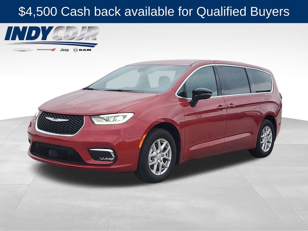 2026 Chrysler Pacifica Select's photo