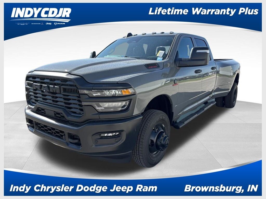 New 2026 Ram 3500 TRADESMAN CREW CAB 4X4 8' BOX Pickup