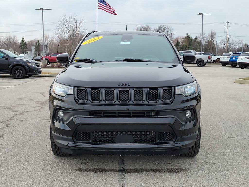 Used 2023 Jeep Compass Altitude with VIN 3C4NJDBN5PT563609 for sale in Brownsburg, IN