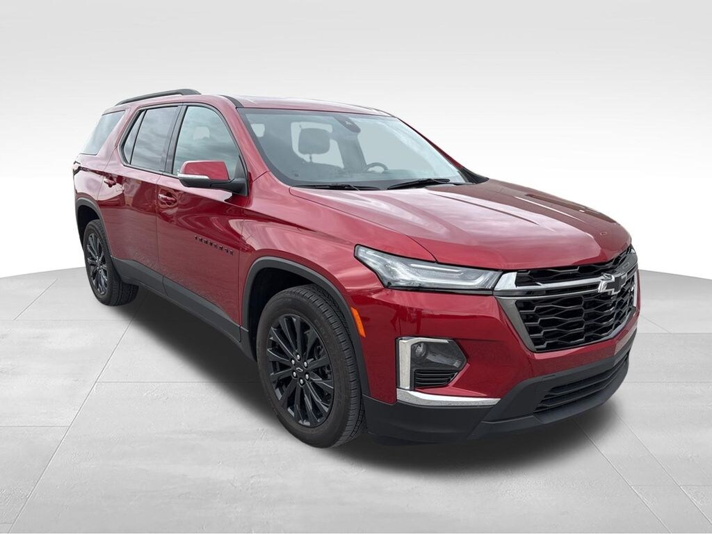 Used 2023 Chevrolet Traverse RS SUV