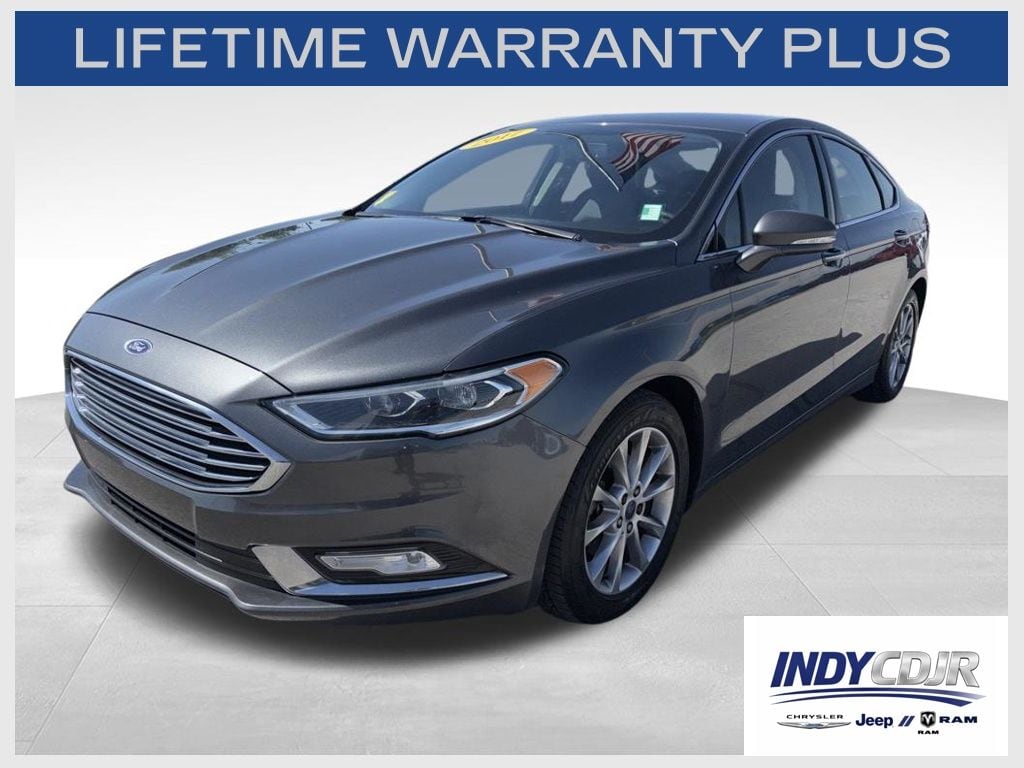 2017 Ford Fusion SE FWD's photo