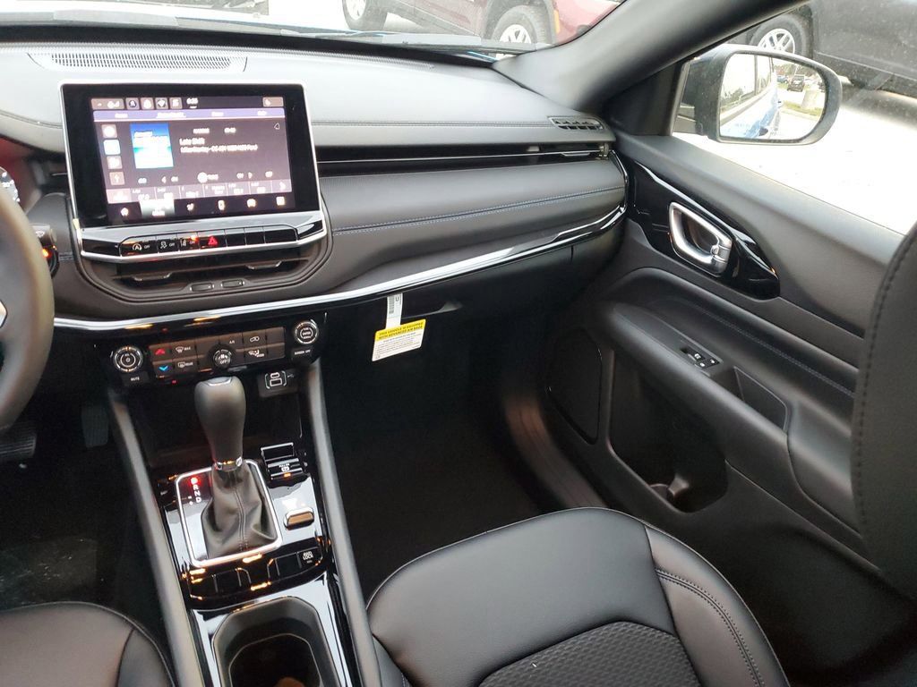 2026 Jeep Compass Altitude - Photo 15