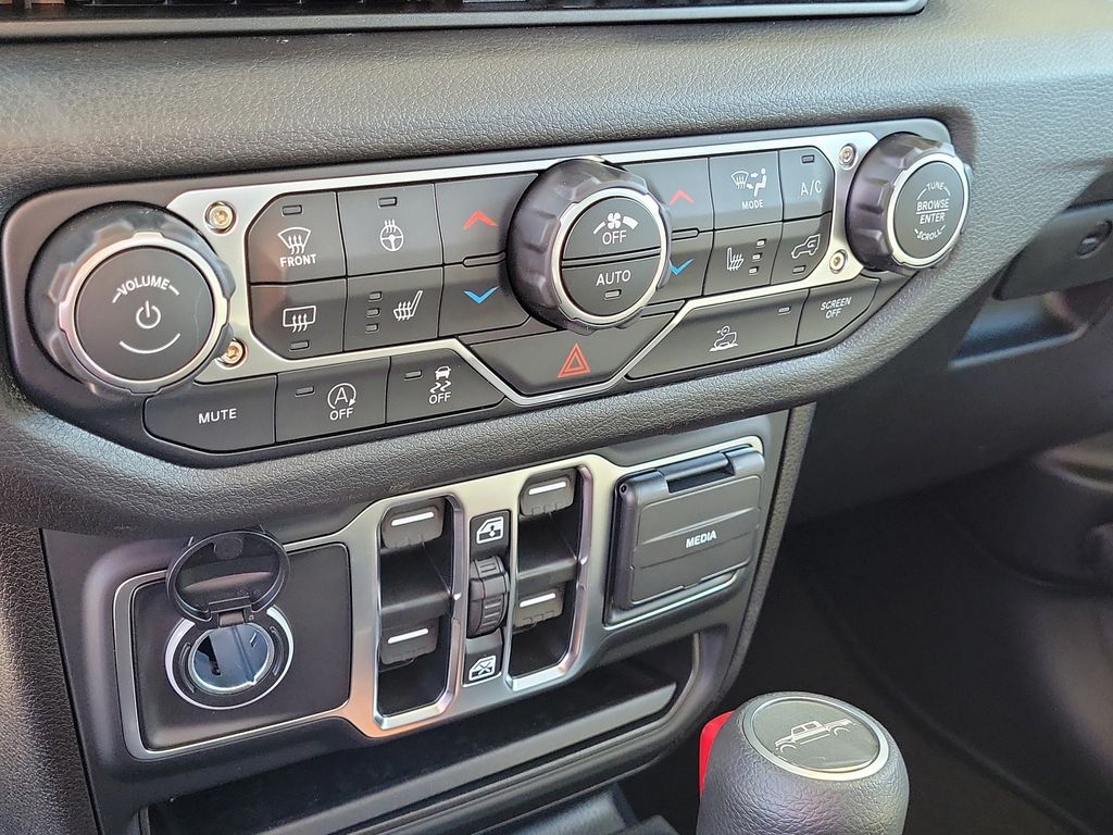 2025 Jeep Gladiator Sport S - Photo 29