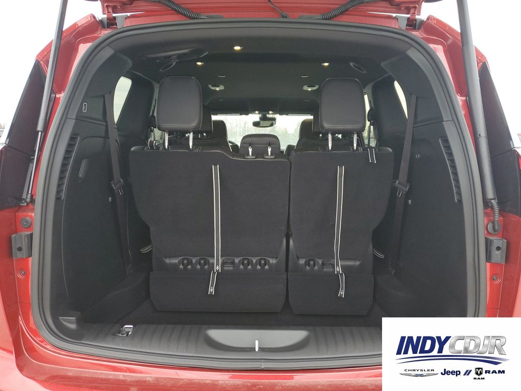 2026 Chrysler Pacifica Select - Photo 9