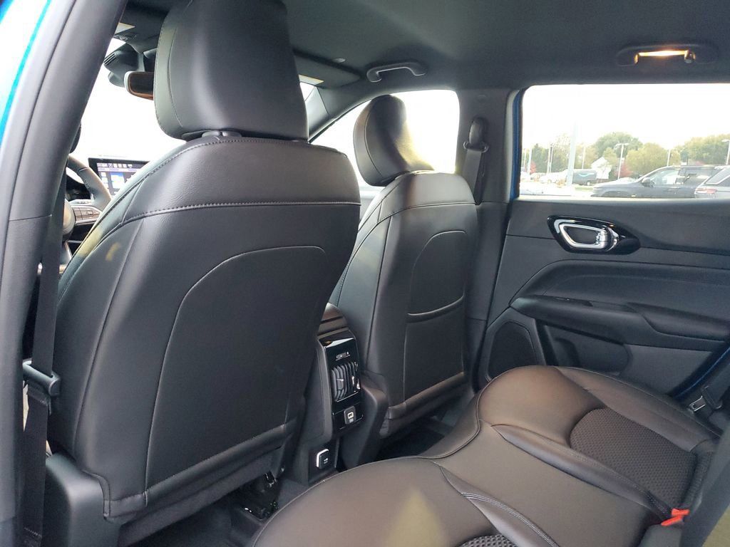 2026 Jeep Compass Altitude - Photo 11