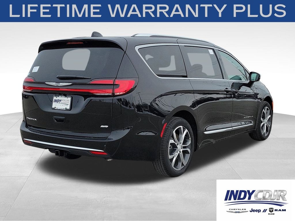 New 2026 Chrysler Pacifica PINNACLE AWD Passenger Van