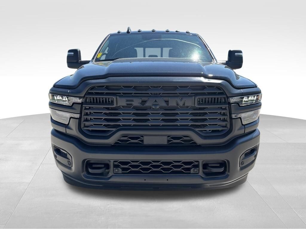 New 2026 Ram 2500 TRADESMAN CREW CAB 4X4 6'4 BOX Pickup