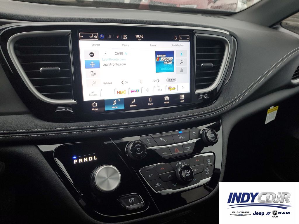 2026 Chrysler Pacifica Select - Photo 25